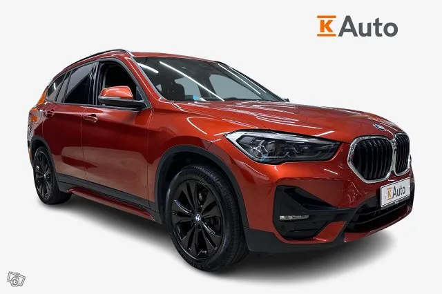 BMW X1 XDRIVE 25e Sport line * Vetokoukku / HUD / Sunset orange väri / Navigointijärjestelmä / ALV * Image 1