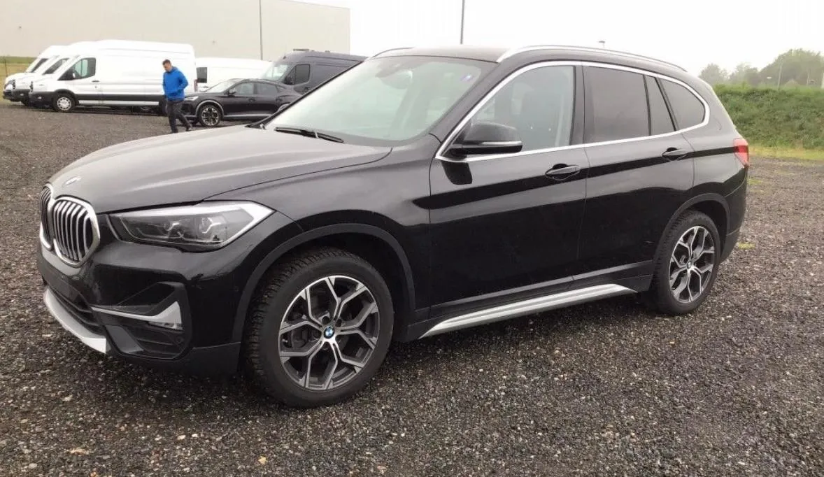 BMW X1 xDrive18d xLine Plus Image 1