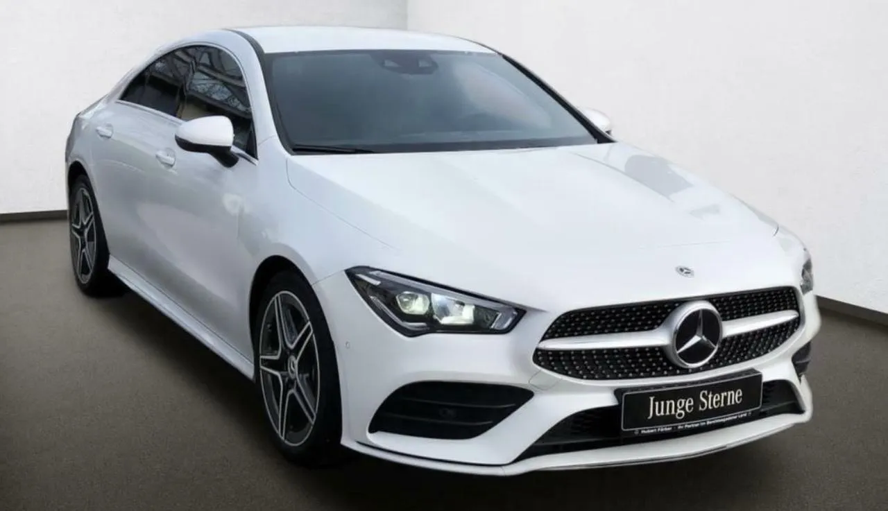 MERCEDES BENZ Classe CLA CLA 200 d Premium Image 6