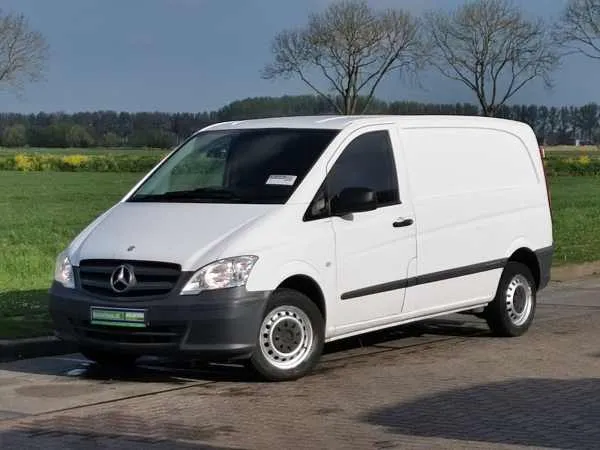 Mercedes-Benz Vito 110 CDI Image 2